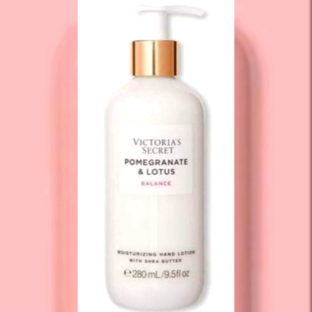 Victoria's Secret Natural Beauty Moisturizing Hand Lotion
